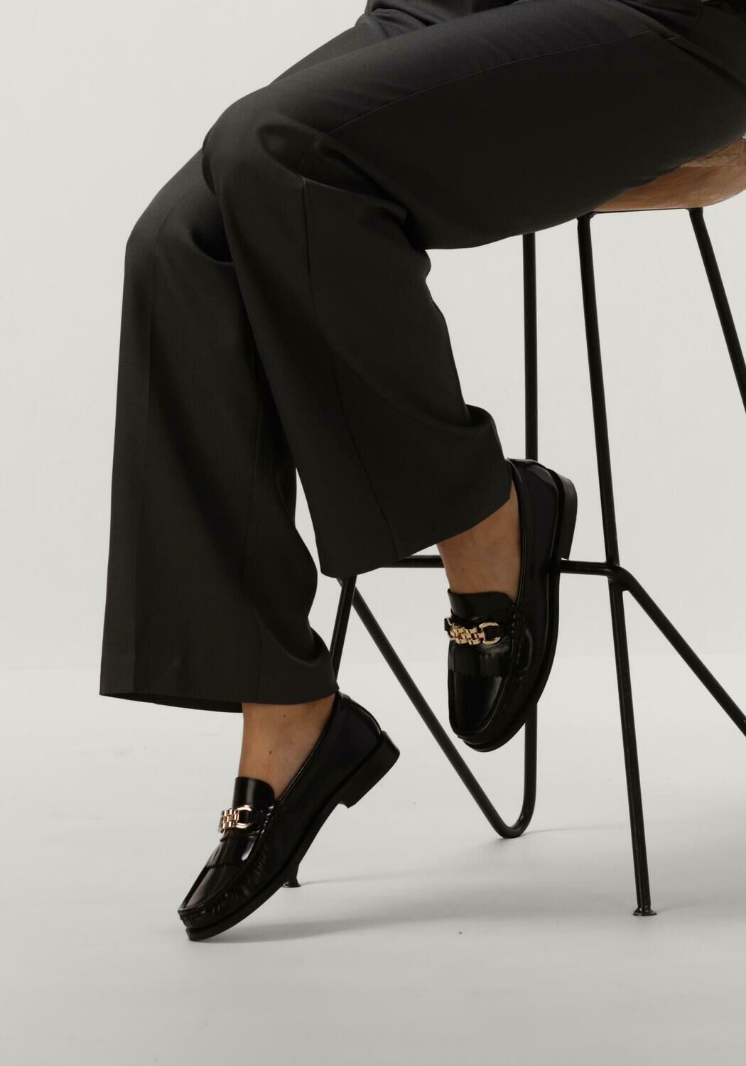 Schwarze INUOVO Loafer A79002 - large