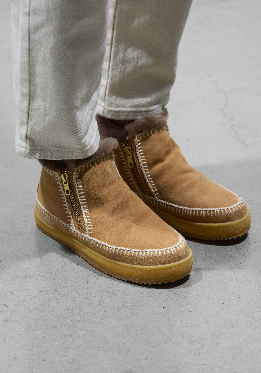 Cognacfarbene LAIDBACKLONDON Winterstiefel SETSU LOW CROCHET - large