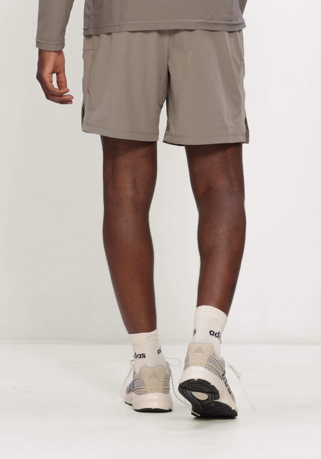 Beige AIRFORCE Hosen PERFORMANCE RUNNING SHORT - large
