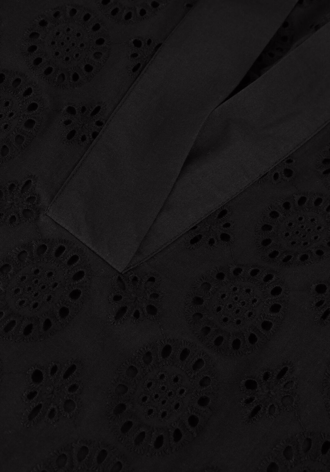 Schwarze RUBY TUESDAY Minikleid SABELA HALF SLEEVES FULL EMBRO SHORT DRESS - large