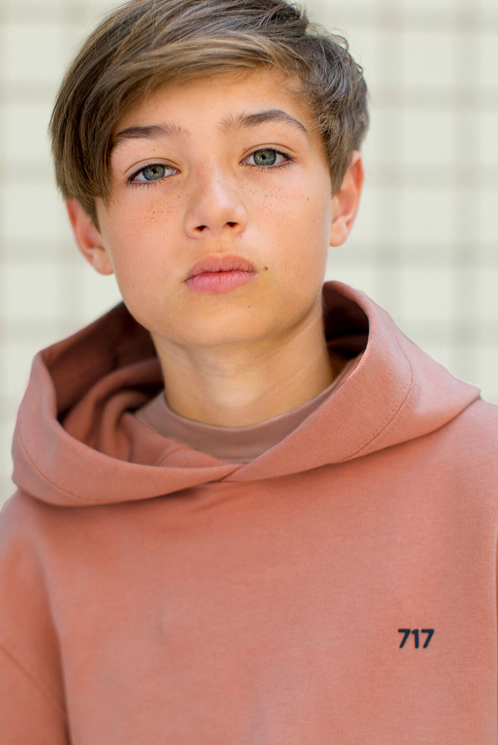 Rosane SEVENONESEVEN Pullover HOODED SWEATER - large