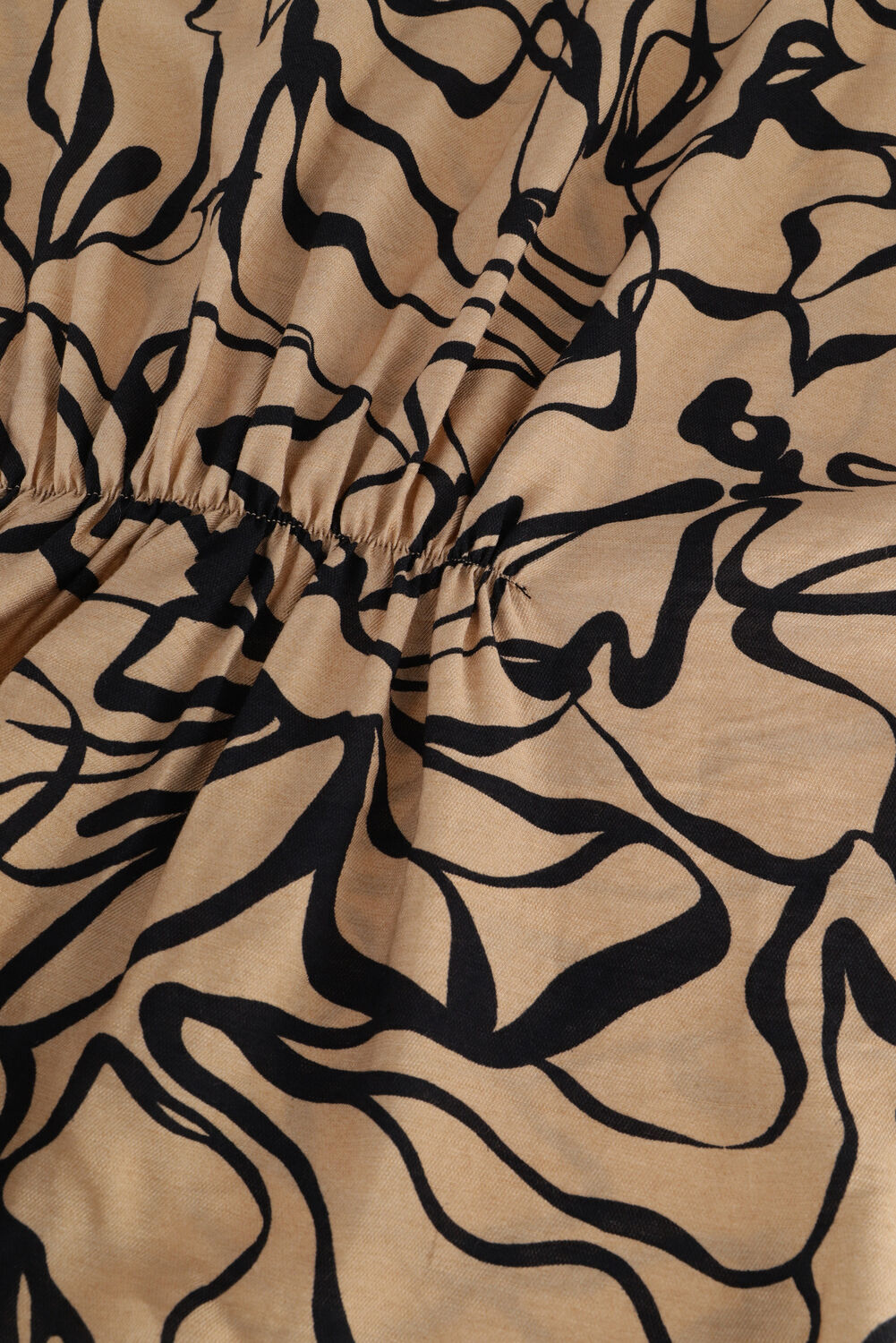 Camelfarbene OBJECT Blusen TIANA SS SHIRT - large