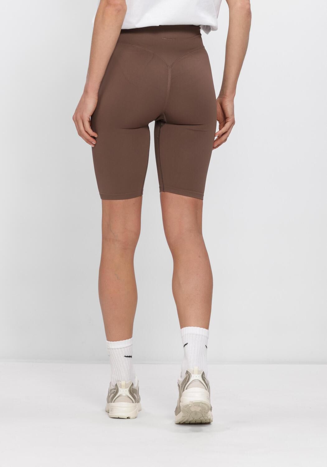 Braune AIM'N Hosen SHAPE SEAMLESS BIKER SHORTS - large
