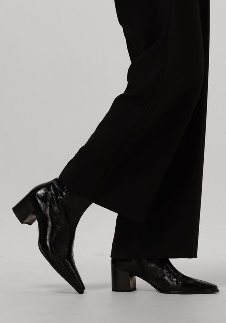 Schwarze VAGABOND SHOEMAKERS Stiefeletten GISELLE - large