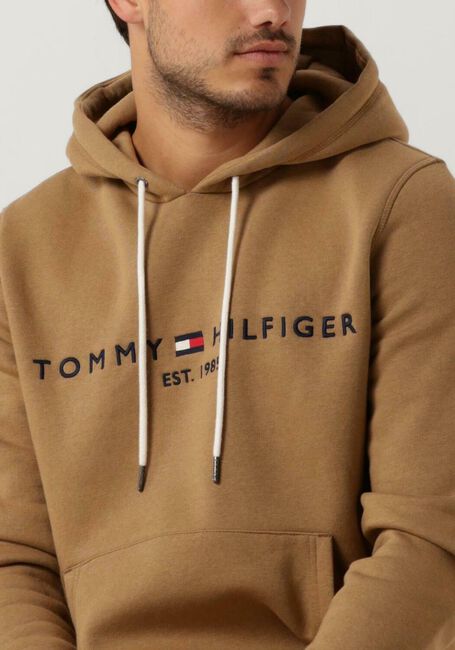 Camelfarbene TOMMY HILFIGER Sweatshirt TOMMY LOGO HOODY - large