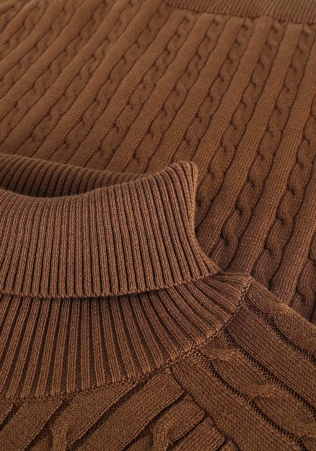 Braune SELECTED MEN Rollkragenpullover SLHAIKO LS KNIT CABLE ROLLNECK - large