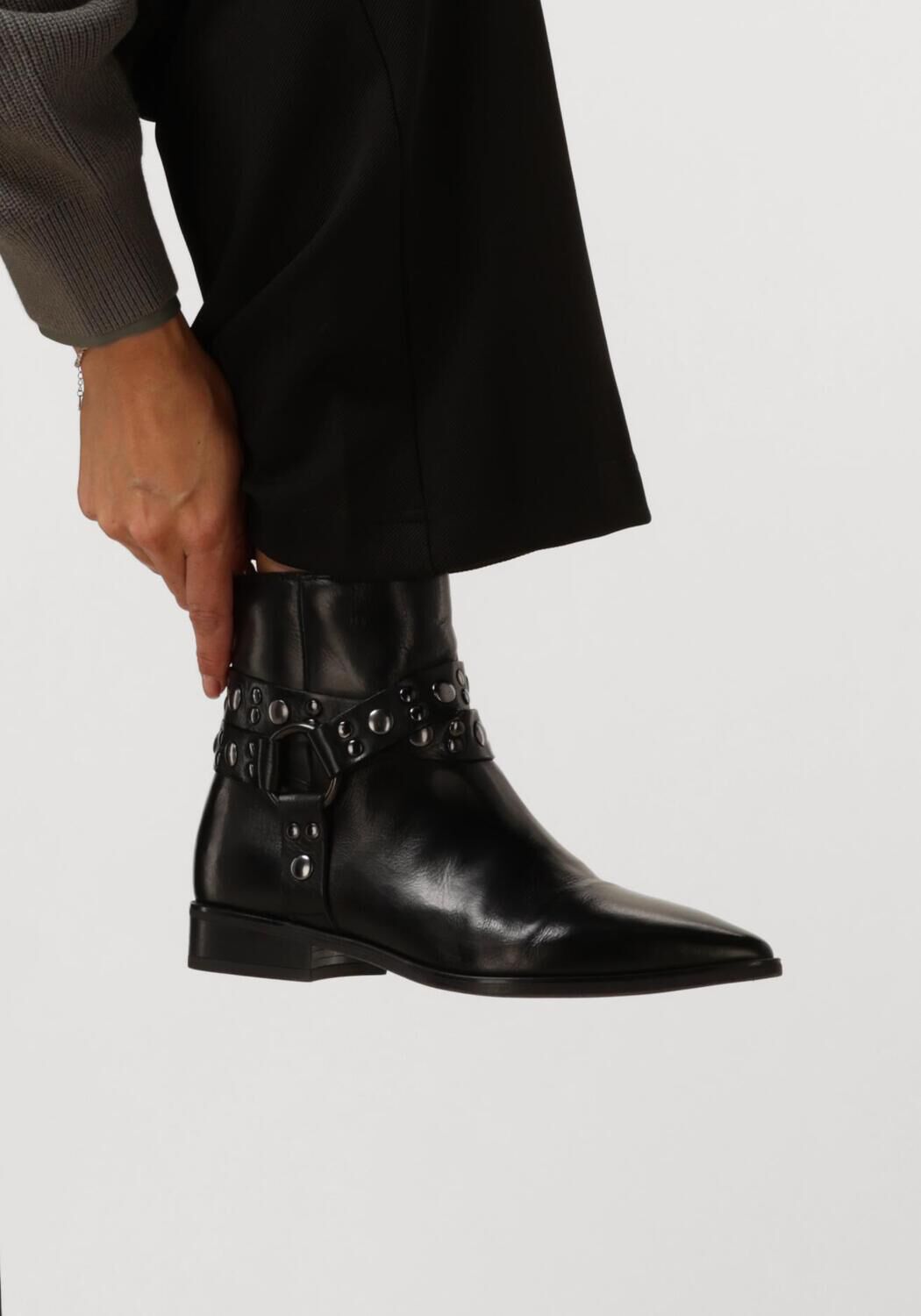 Schwarze BLASZ Stiefeletten L63203 - large