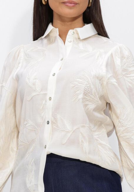 Ecru NUKUS Blusen AVY BLOUSE EMBROIDERY - large