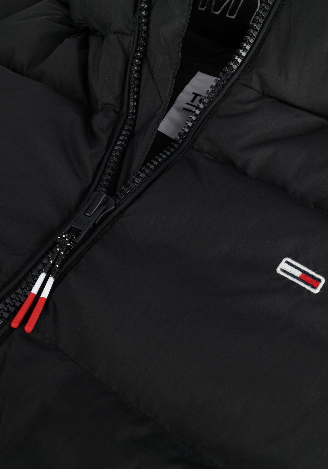 Schwarze TOMMY JEANS Wattierte Jack TJM ESSENTIAL DOWN JACKET - large