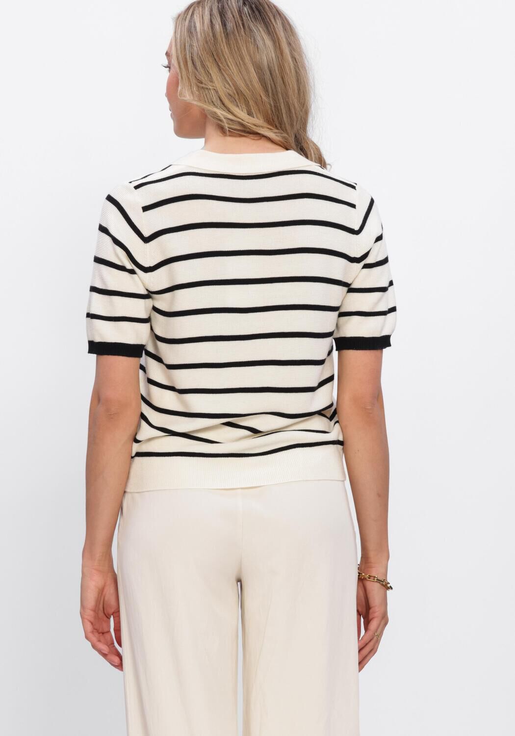 Creme SIMPLE Tops & T-shirts SHORT SLEEVE - large