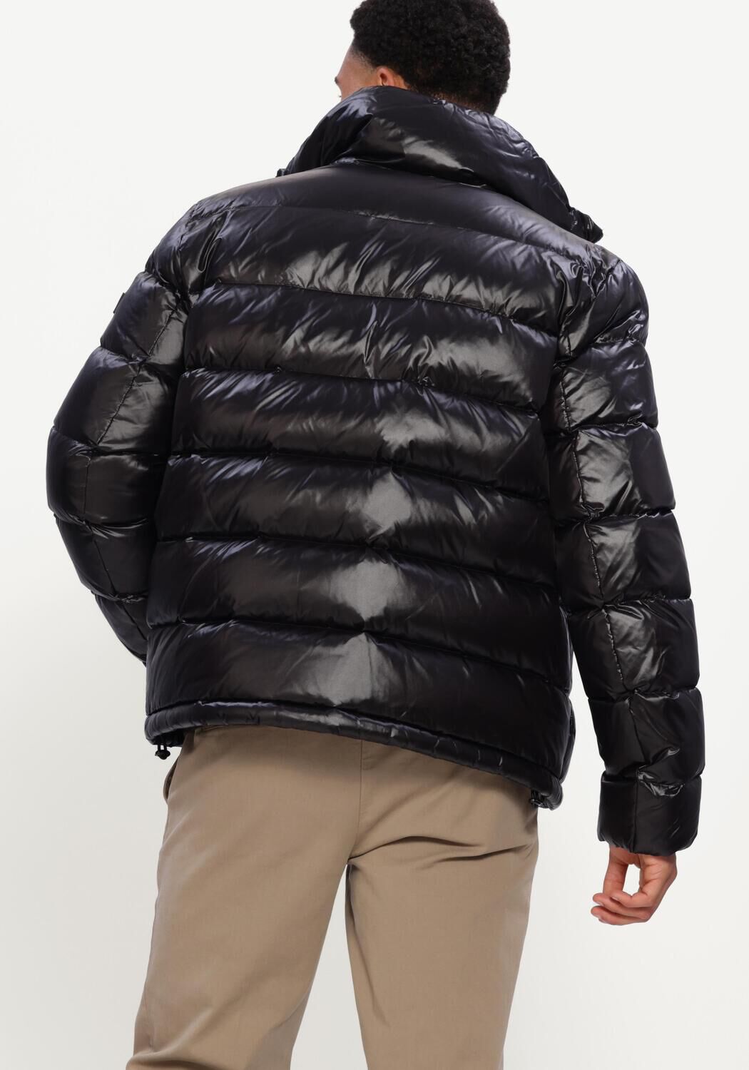Schwarze PEUTEREY Wattierte Jack KEKE LKS GRS LINEAR - large