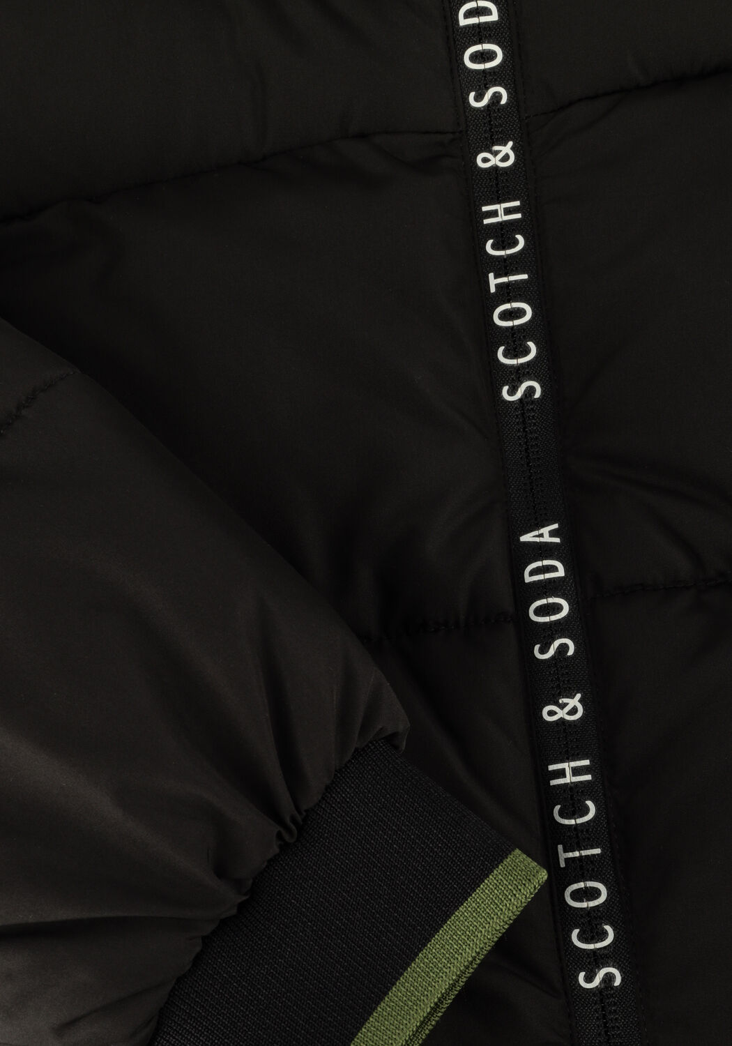 Schwarze SCOTCH & SODA Wattierte Jack WATER REPELLENT HOODED PUFFER JACKET - large