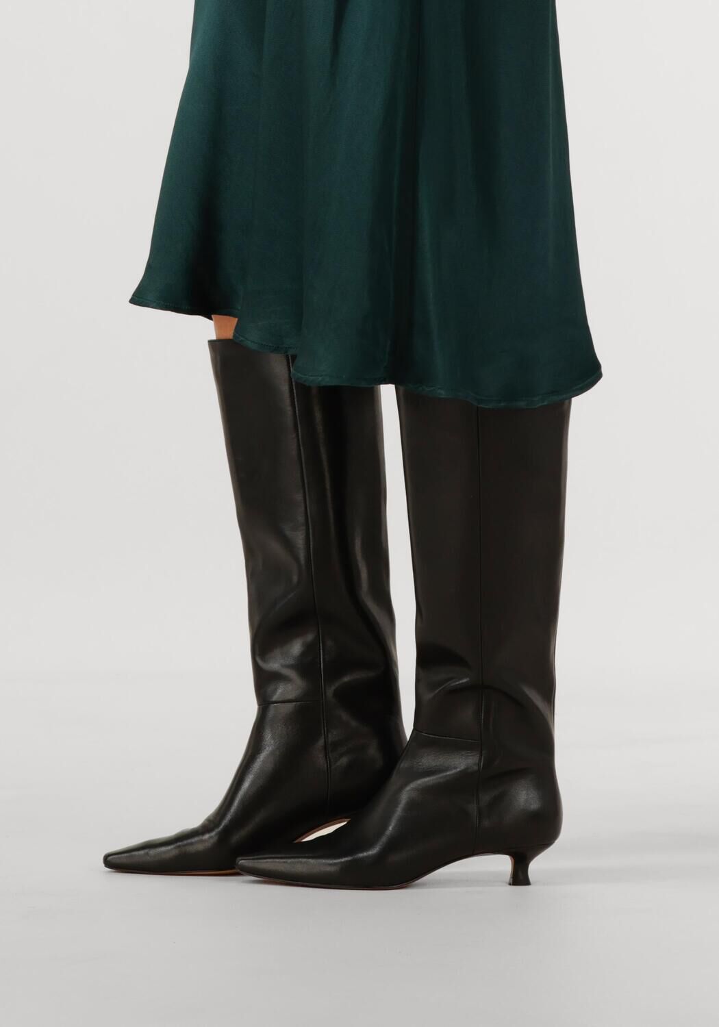 Schwarze INUOVO Hohe Stiefel B95009 - large