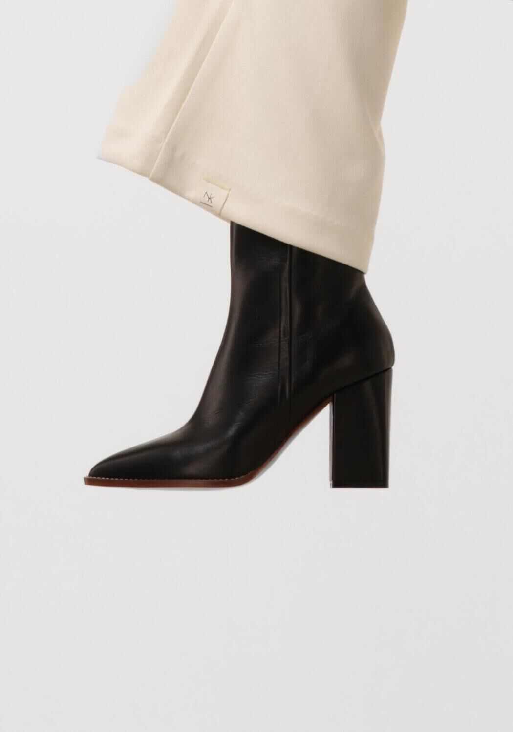 Schwarze NOTRE-V Stiefeletten 46936 - large