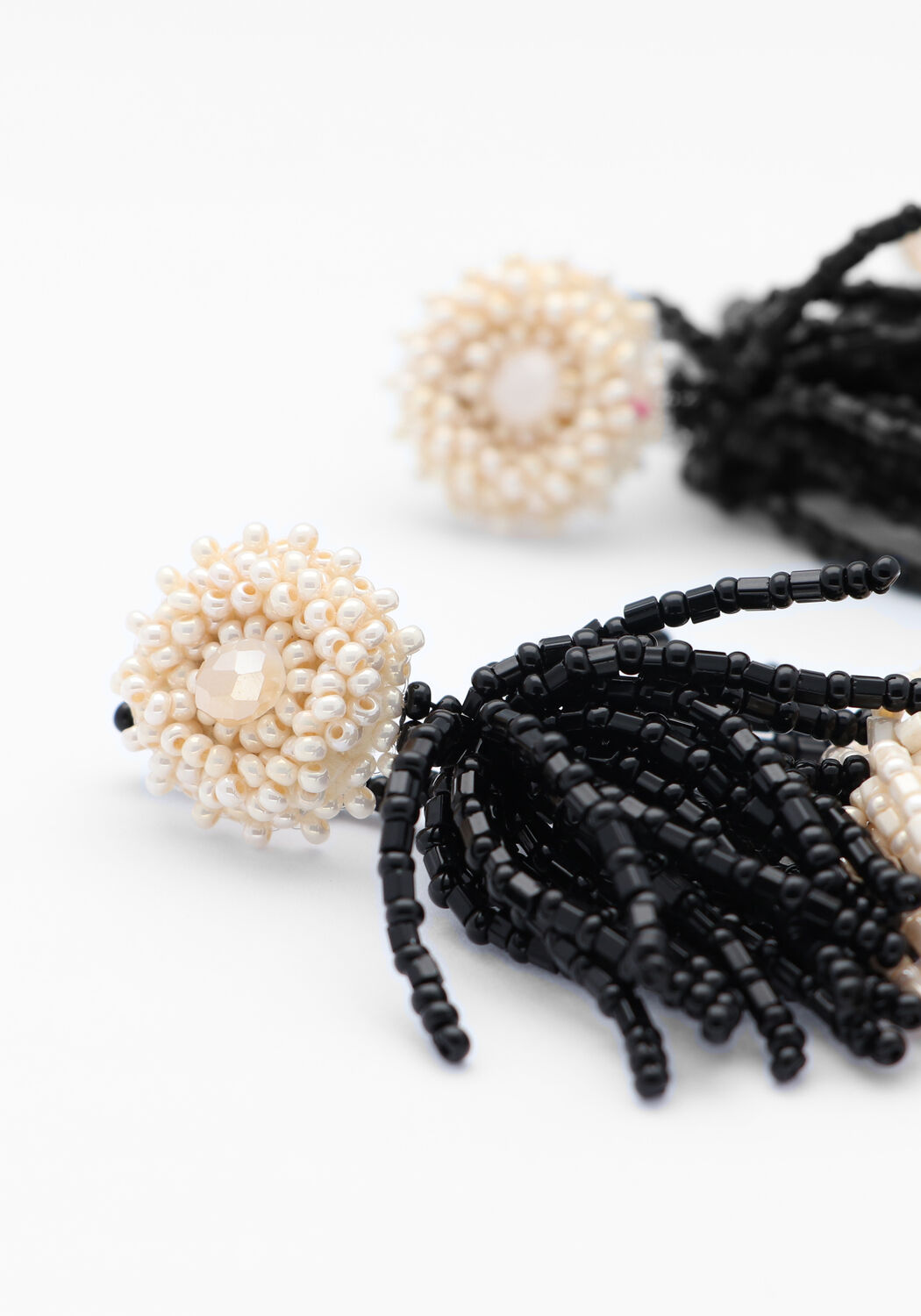 Beige PAULIE POCKET Ohrringe FRINGE FLAIR EARRINGS - large