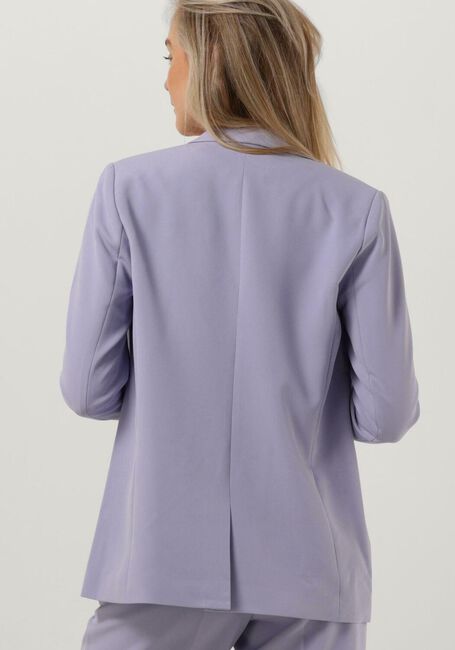 Lila MY ESSENTIAL WARDROBE Blazer 27 THE TAILORED BLAZER - large