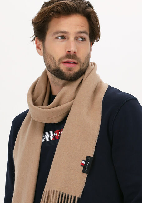 Camelfarbene TOMMY HILFIGER Schal UPTOWN WOOL SCARF - large