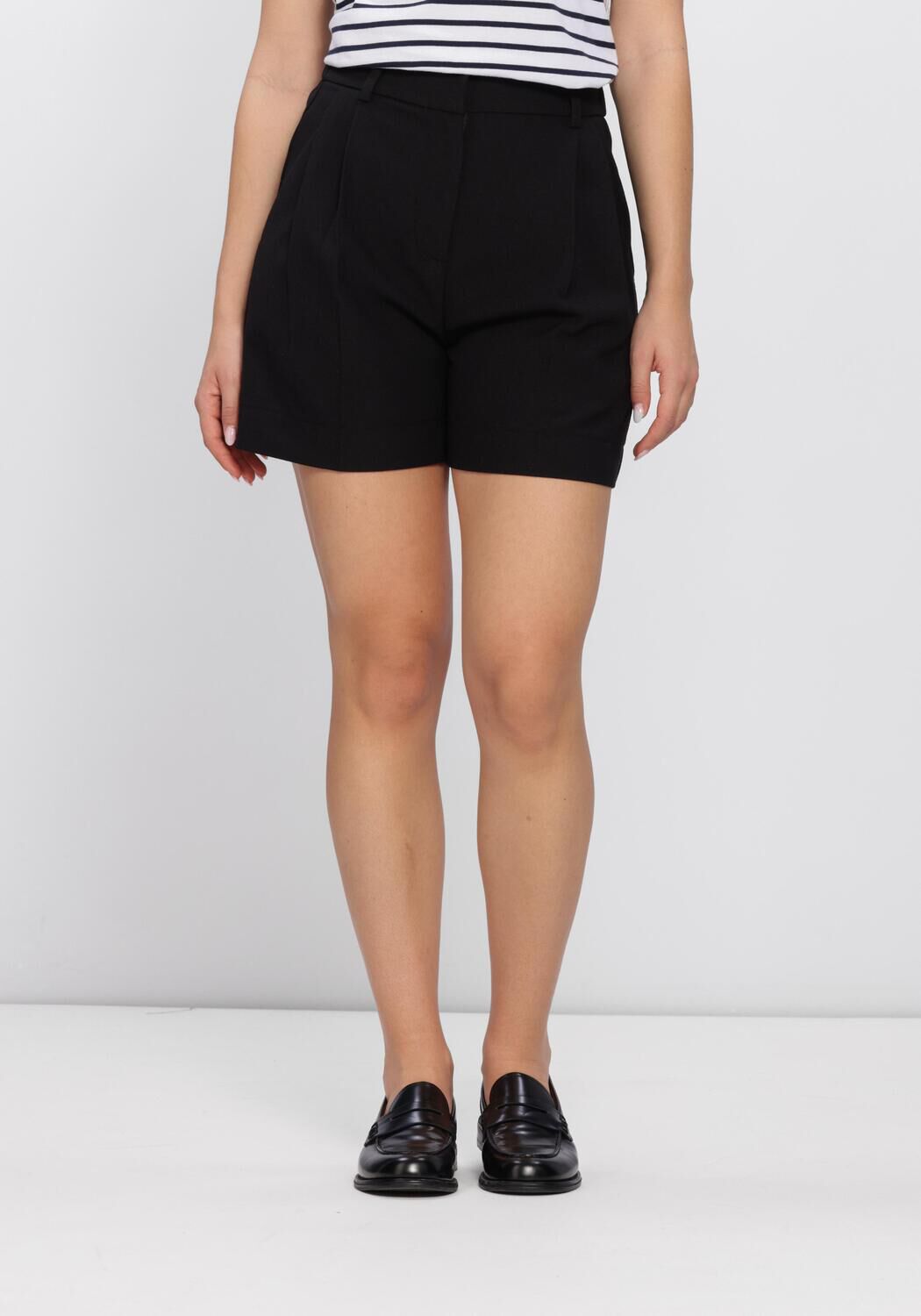 Schwarze GRACE & MILA Kurze Hose SS2613025 - large