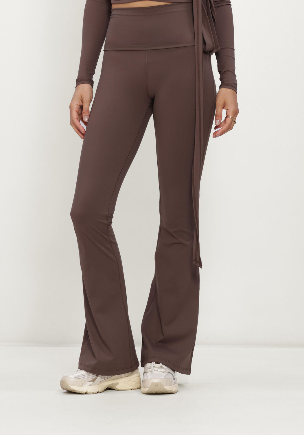 Braune THE LOLA CLUB Legging BRUNA FLARED LEGGING - large