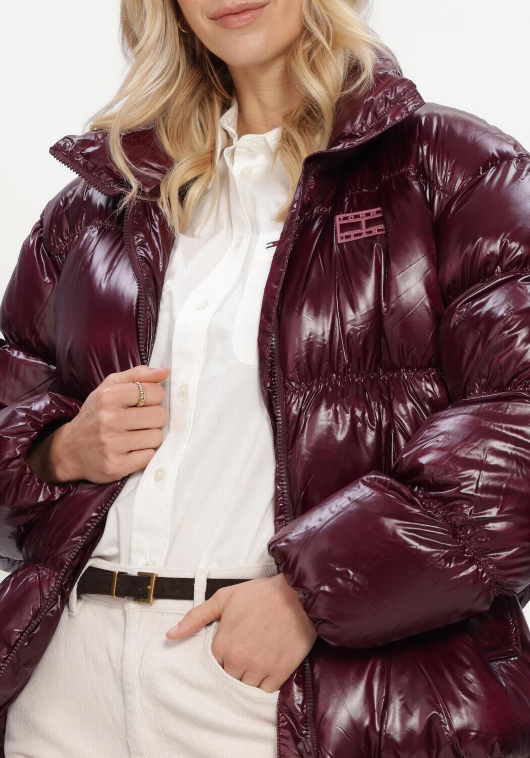 Bordeaux TOMMY JEANS Wattierte Jack TJW HIGH NECK SHINY PUFFER DOWN - large