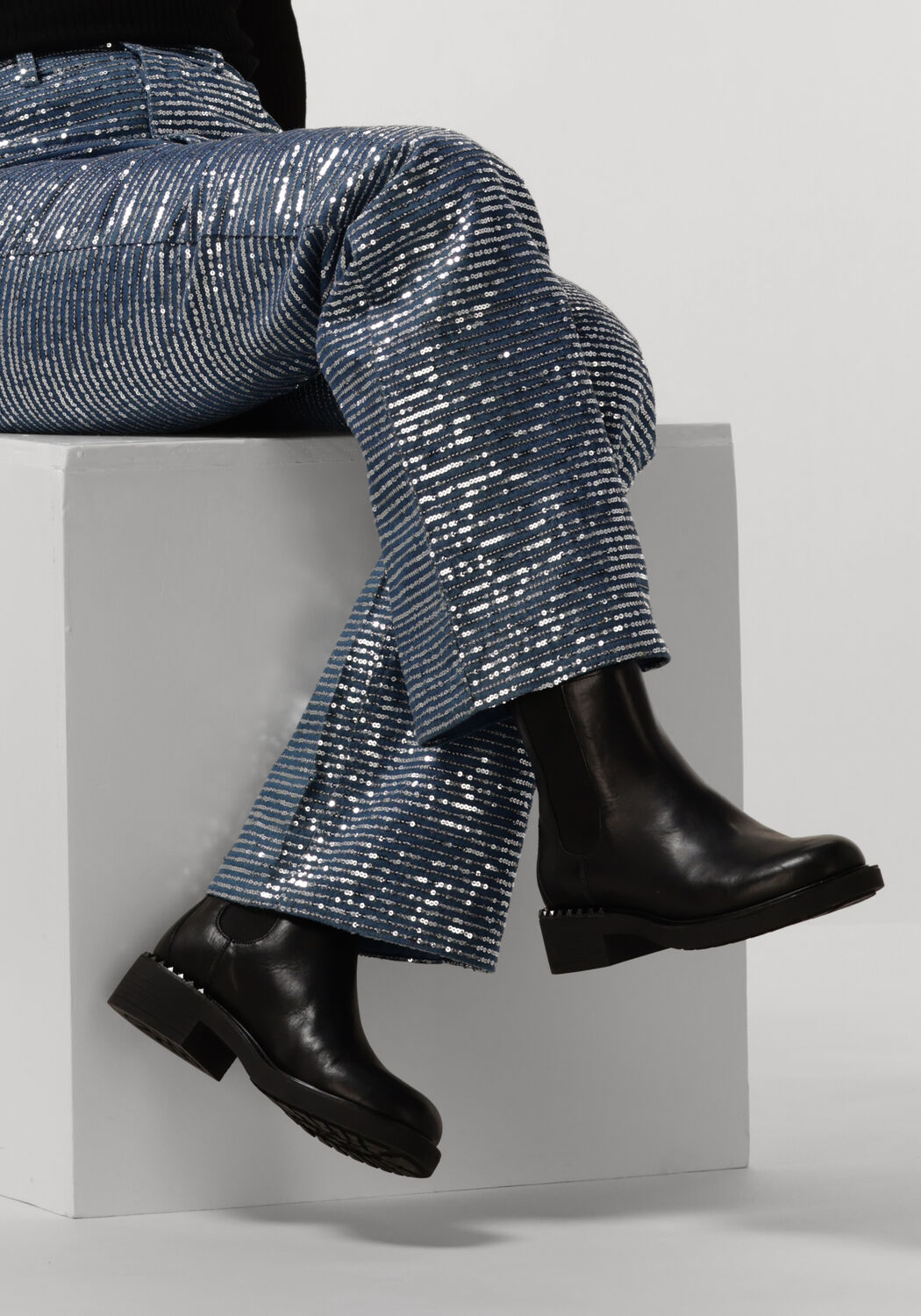 Schwarze ASH Chelsea Boots FANCY - large