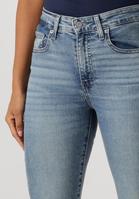 Blaue LEVI'S Flared jeans 725 HIGH RISE BOOTCUT BLUE WAVE LIGHT - large