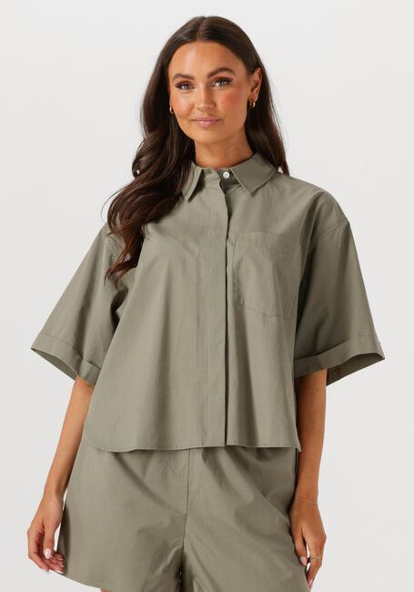 Grüne WITHBLACK Blusen WBLGUNILLA SS SHIRT - large