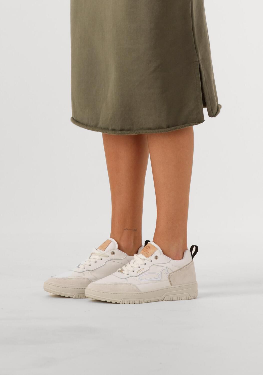 Wei&szlig;e FRED DE LA BRETONIERE Sneaker Low YARA LEO - large