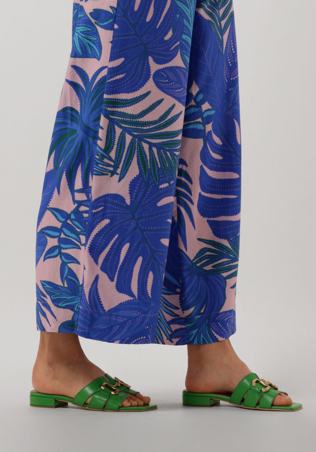 Gr&uuml;ne NOTRE-V Pantolette 06 6403 - large