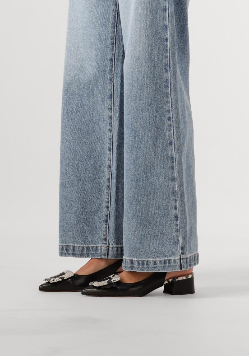 Schwarze NOTRE-V Slingbacks 3341 - large