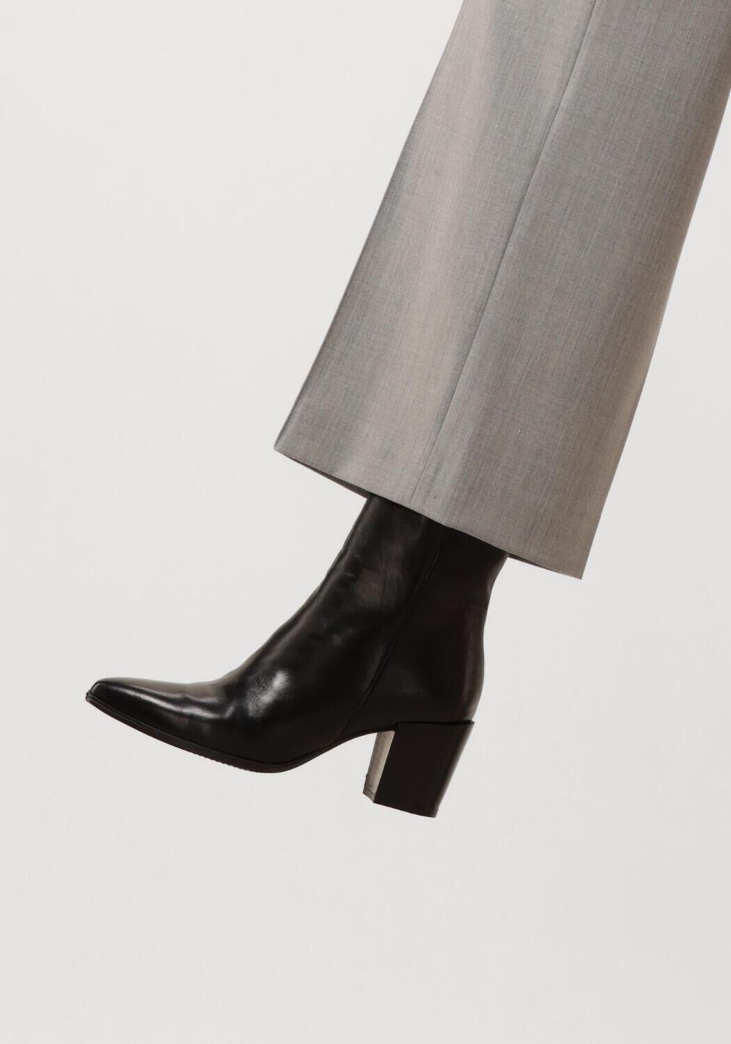 Schwarze NOTRE-V Stiefeletten AT 156 - large