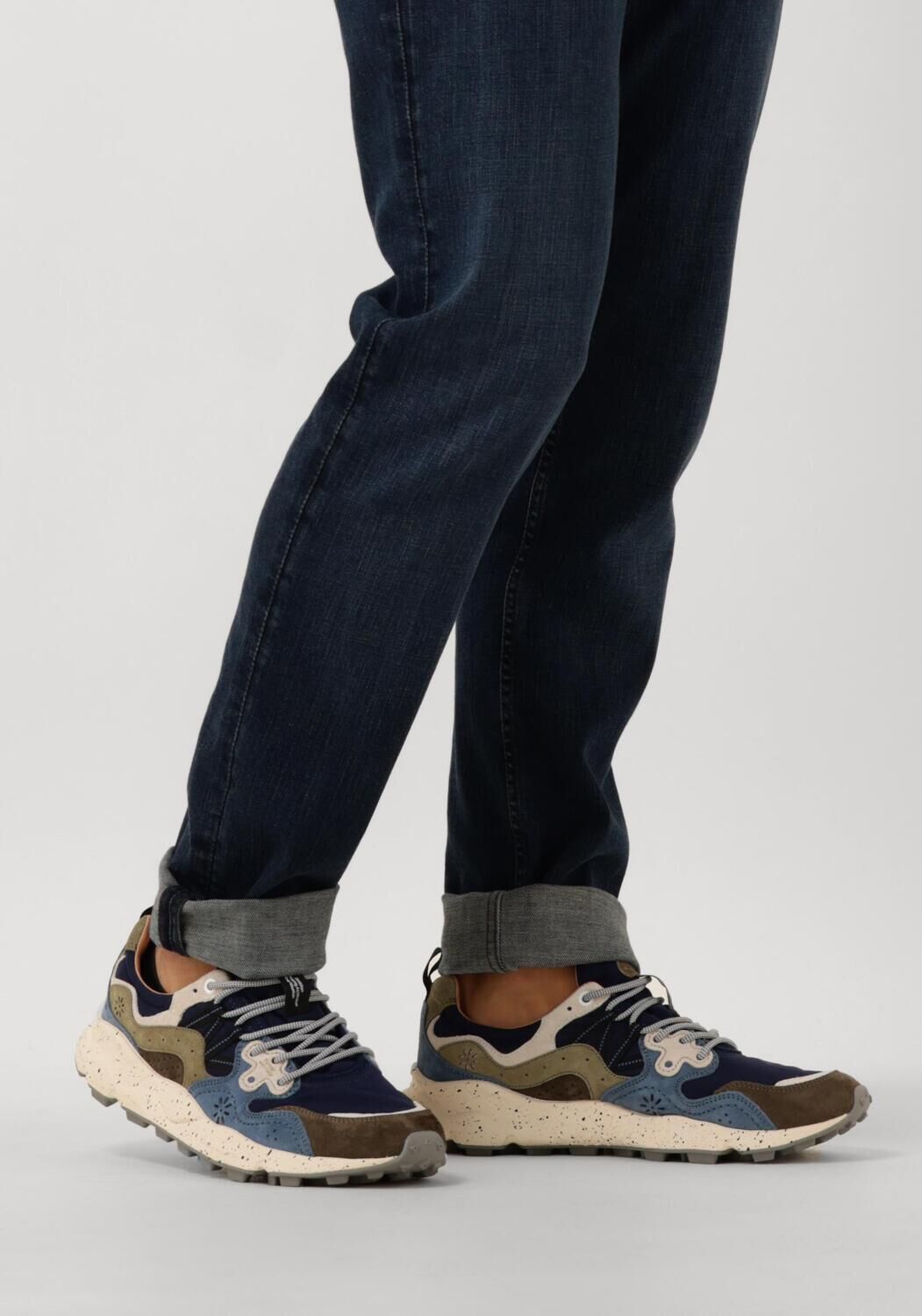 Braune FLOWER MOUNTAIN Sneaker Low YAMANO 3 MAN - large