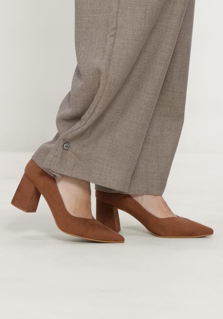 Camelfarbene NOTRE-V Pumps 2333C - large