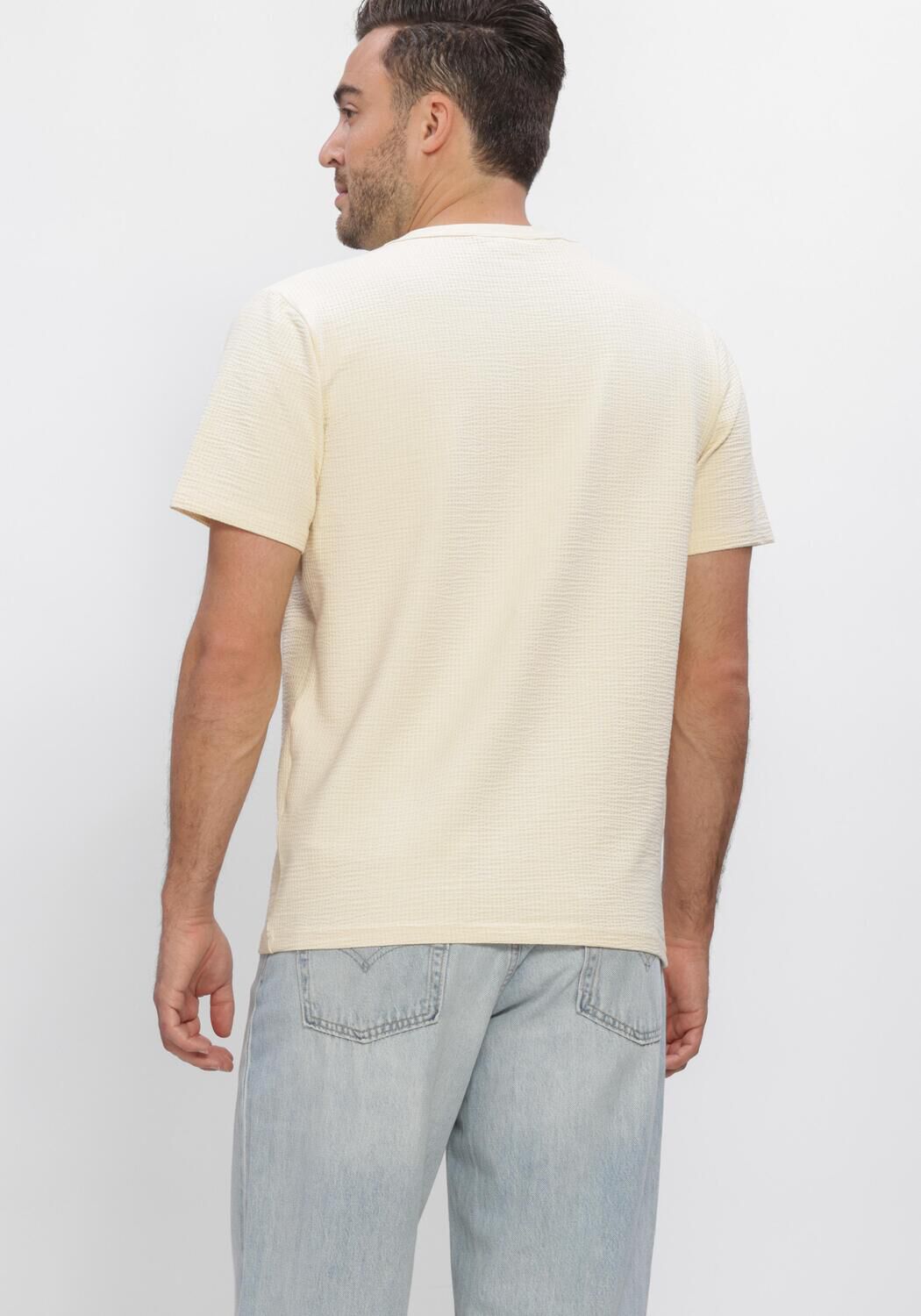 Beige SELECTED MEN Polos & T-Shirts SLHSANDER SEERSUCKER SS O-NECK  TEE - large