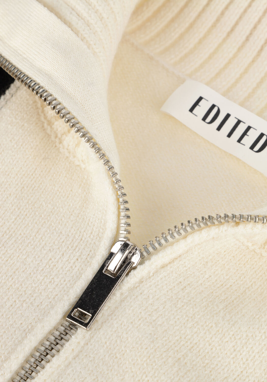 Schwarze EDITED Strickjacke ULI JUMPER - large