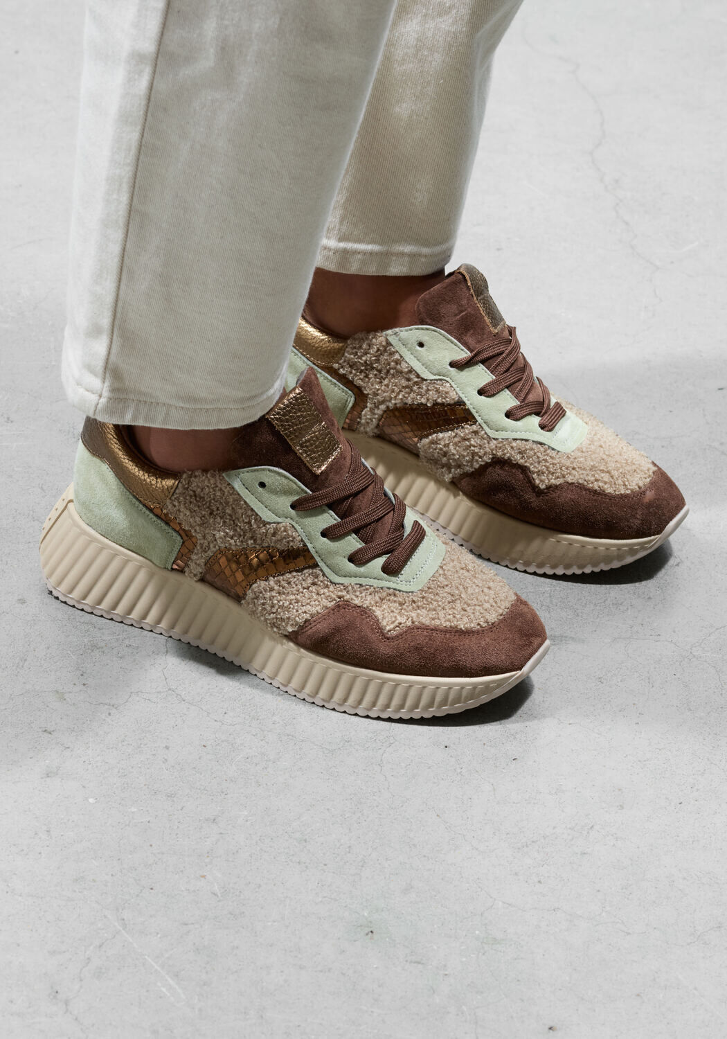 Braune SOFTWAVES Sneaker Low 8.95.05 - medium