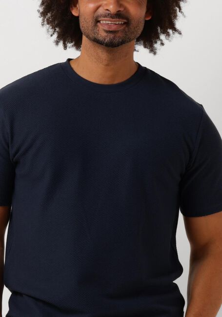 Dunkelblau SELECTED HOMME T-shirt SLHMAURICE STRUCTURE SS O-NECK - large