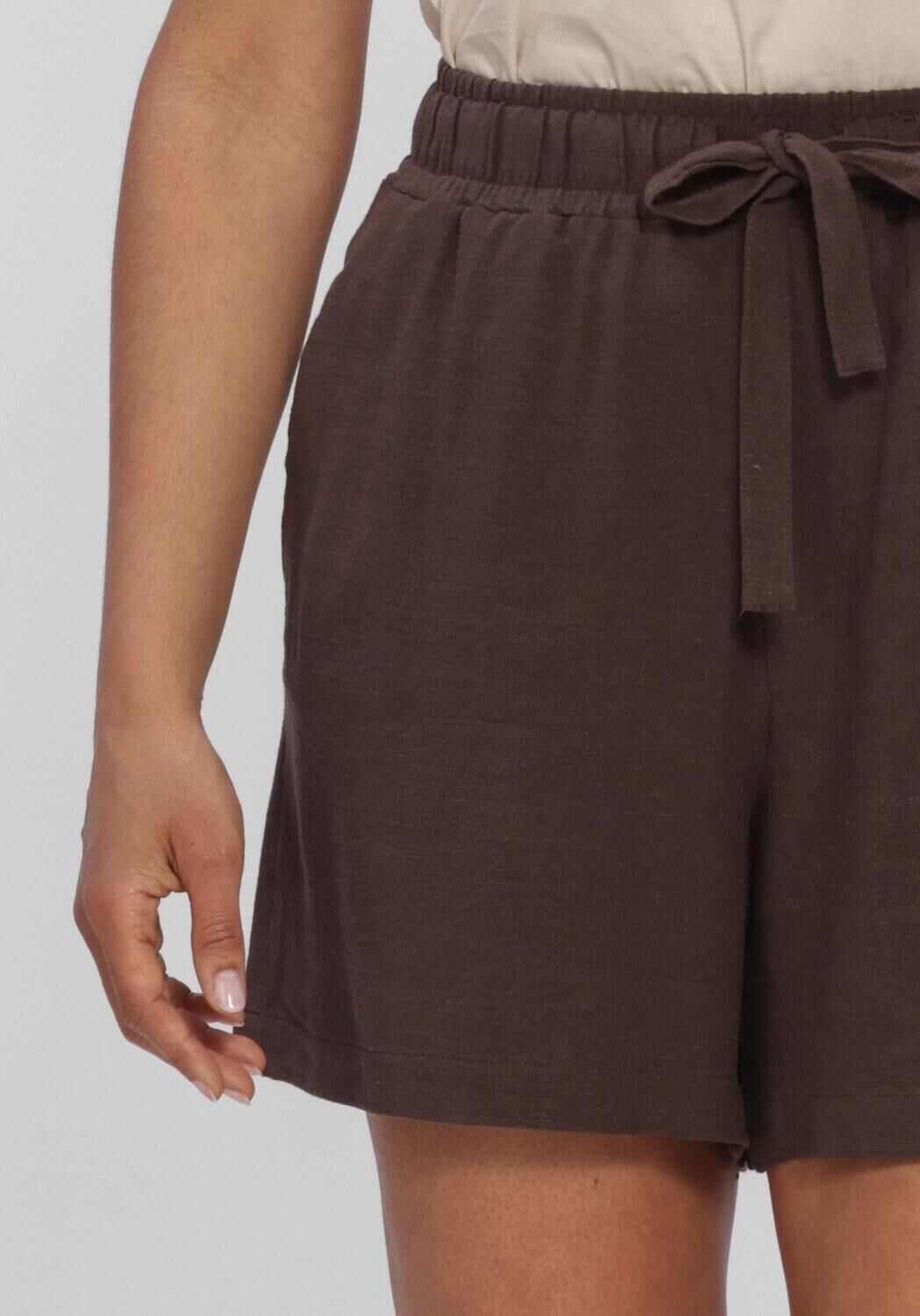 Braune OBJECT Kurze Hose OBJSANNE HW WIDE SHORTS - large