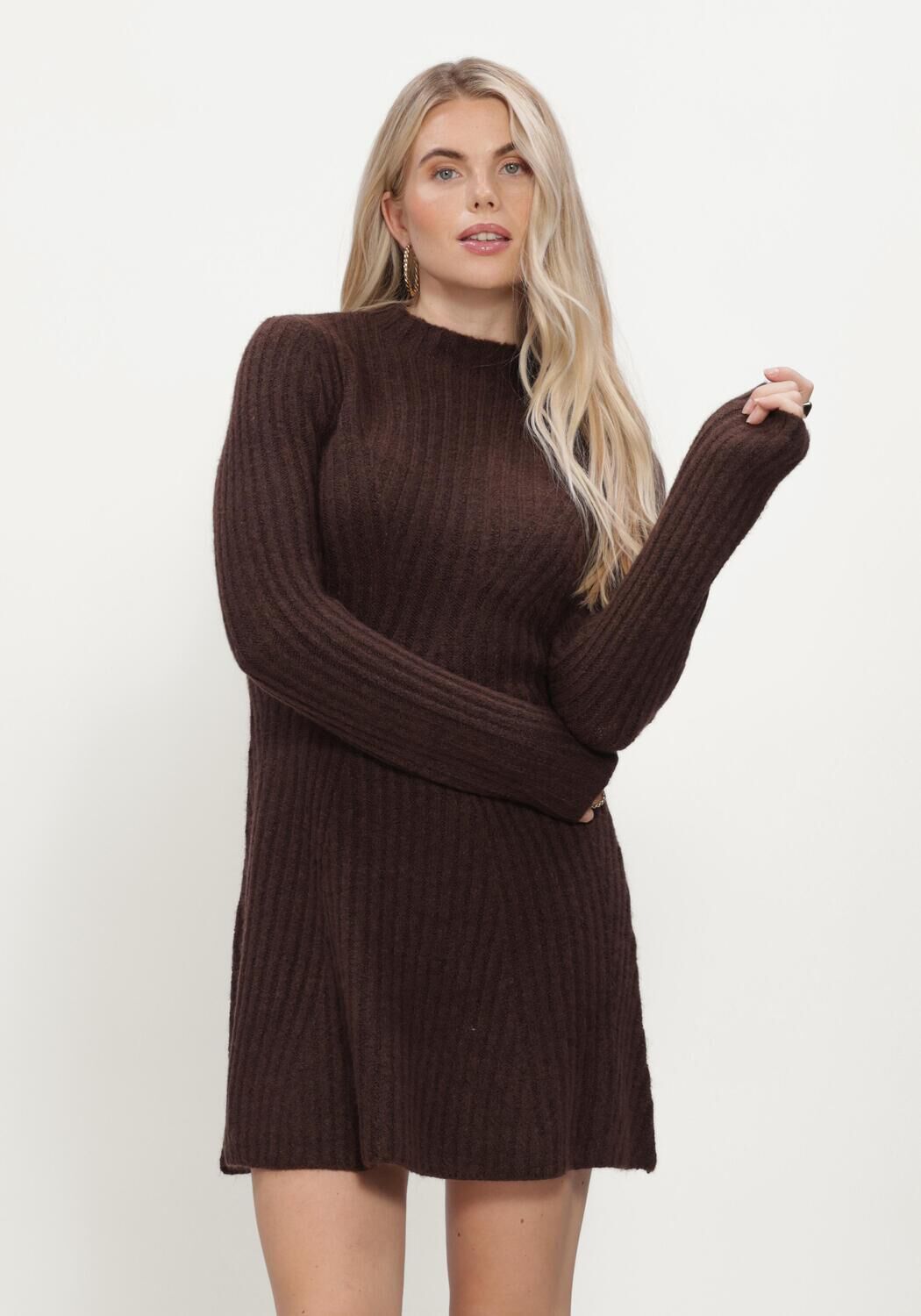 Braune Y.A.S. Minikleid YASDOLLY LS KNIT DRESS - large