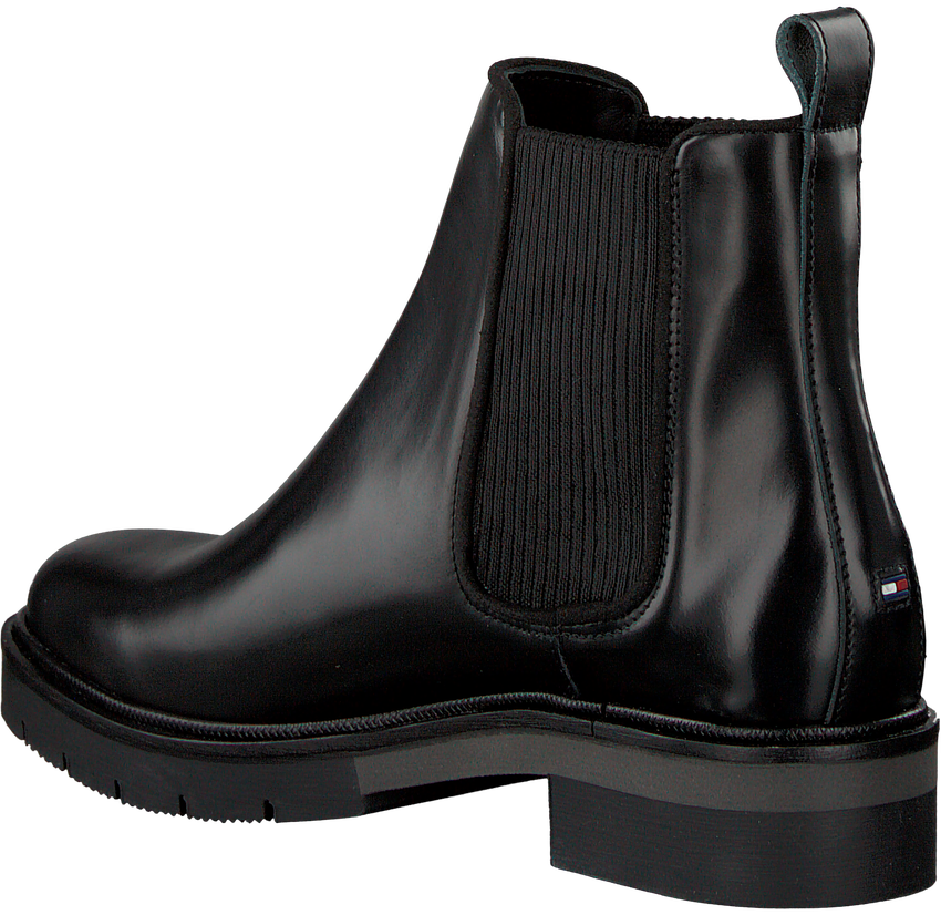 tommy hilfiger essential suede chelsea boot