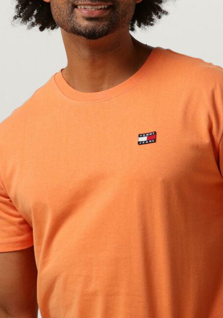 Orangene TOMMY JEANS T-shirt TJM CLSC TOMMY XS BADGE TEE - large
