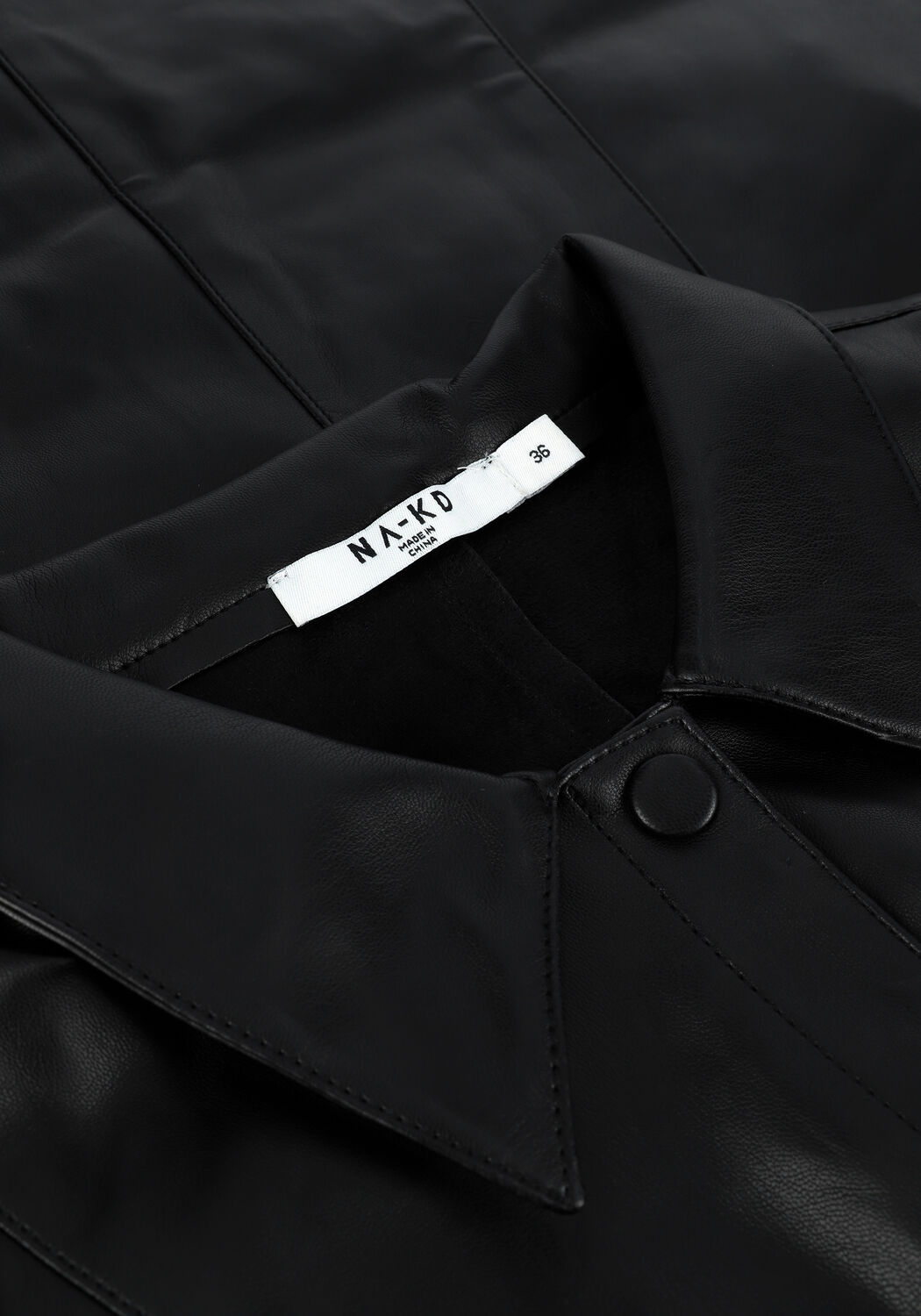 Schwarze NA-KD Minikleid PUFF SLEEVE PU MINI DRESS - large