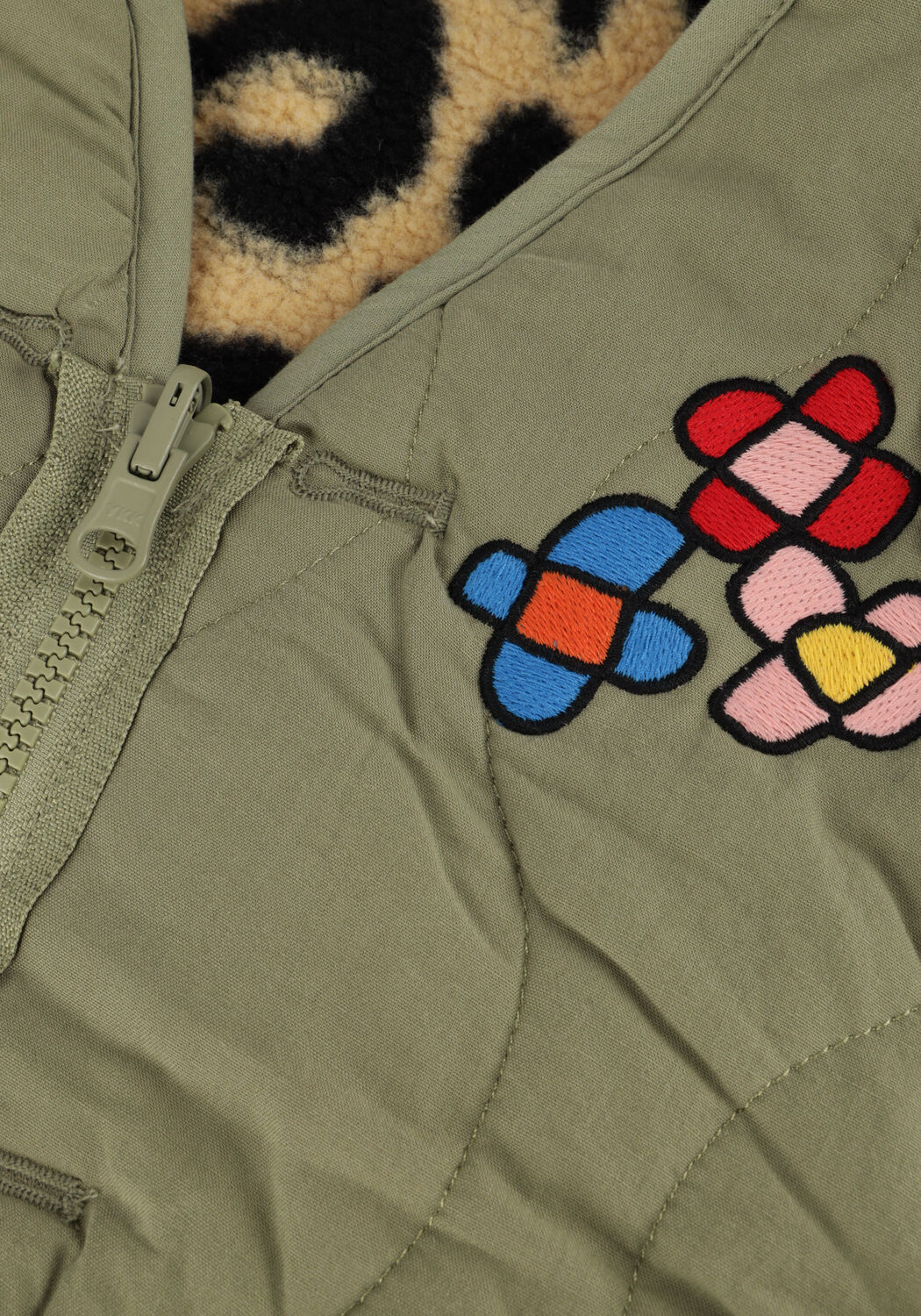 Braune Jelly Mallow Gilet FLOWER QUILTED REVERSIBLE VEST - large