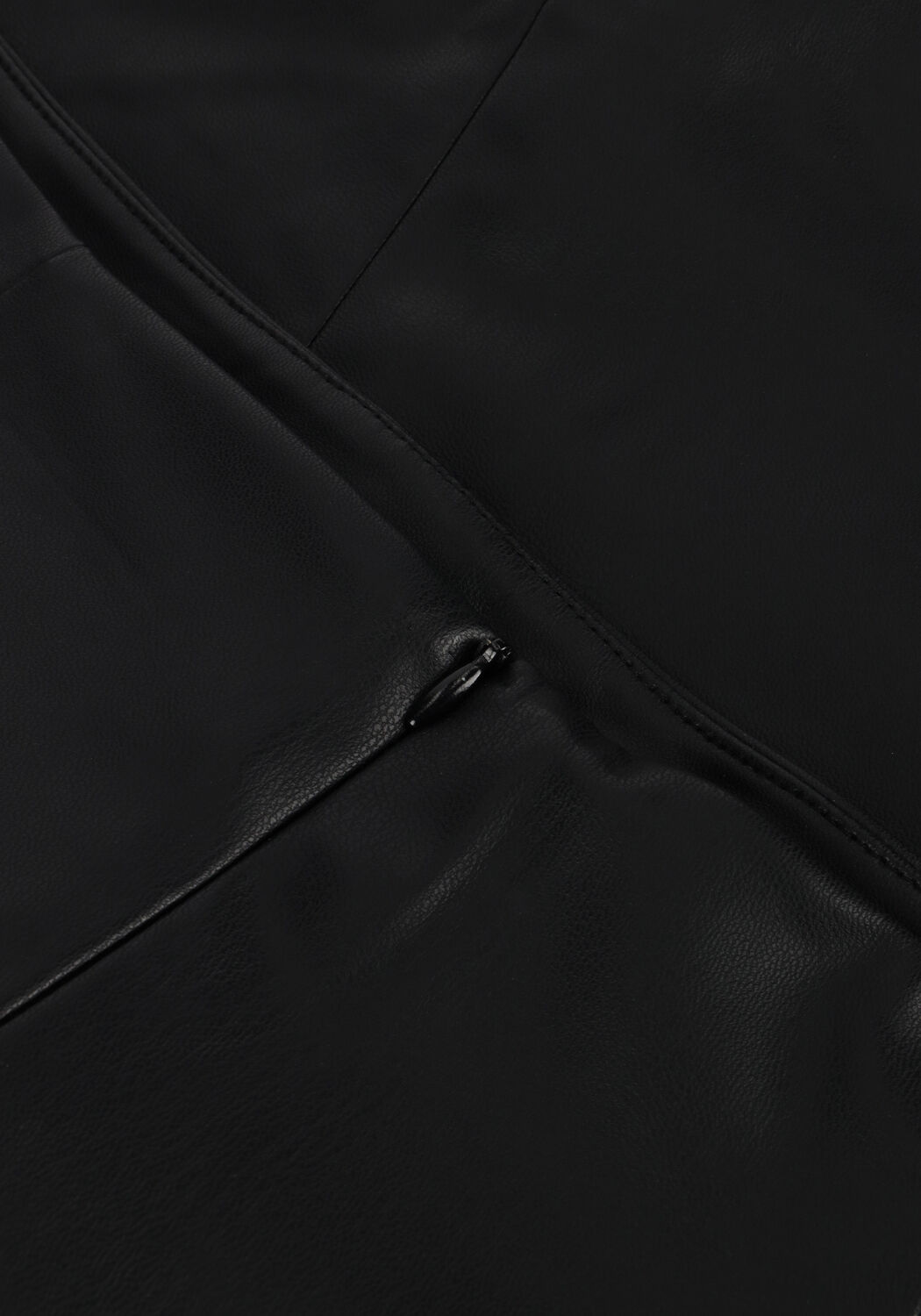 Schwarze EDITED Minirock WYNTER SKIRT - large