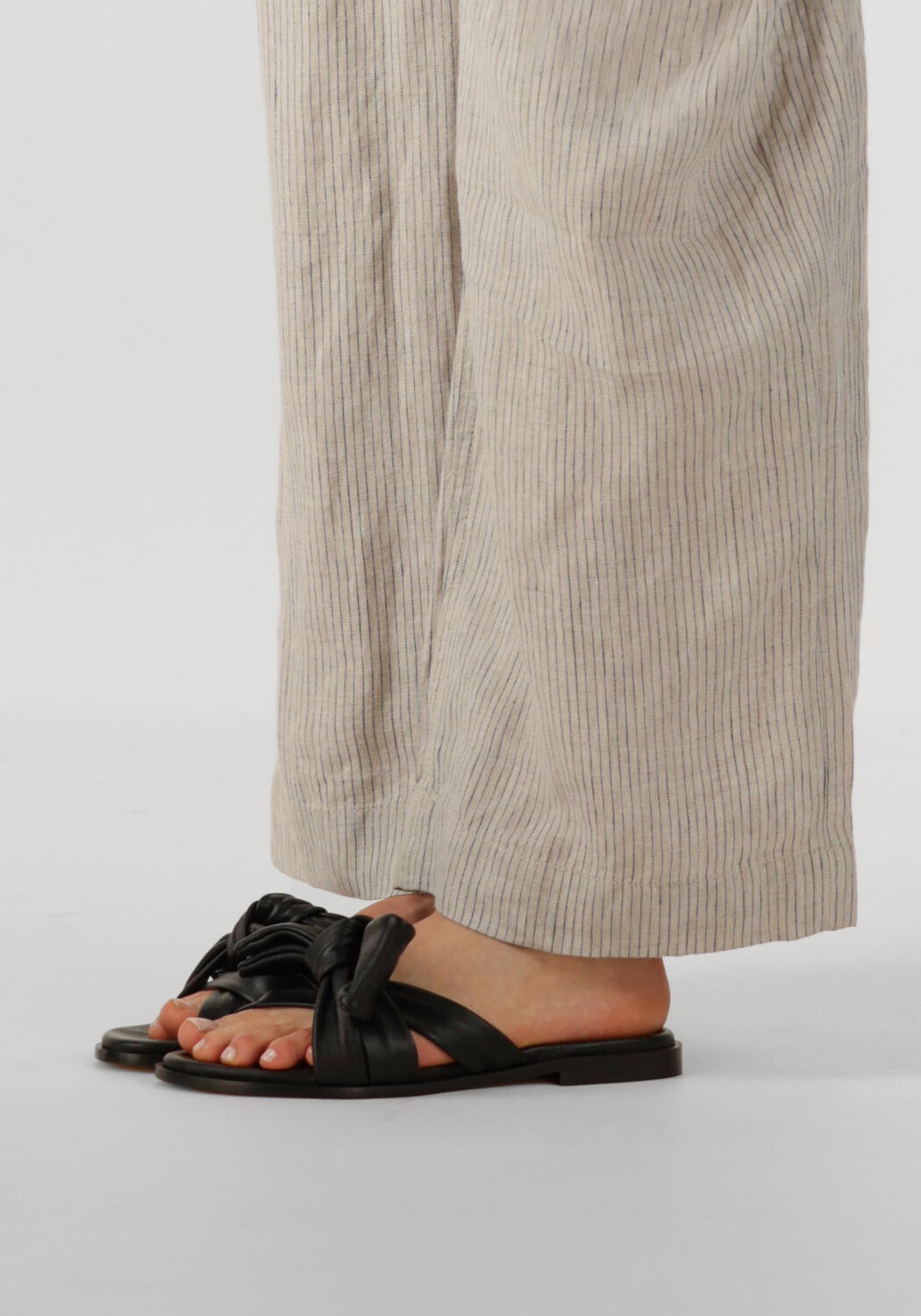 Schwarze STEFANO LAURAN Pantolette 24153 - large