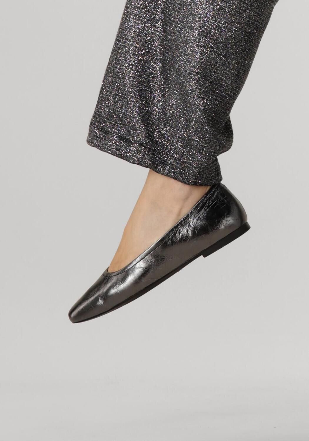 Silberne VAGABOND SHOEMAKERS Ballerinas JOLIN 083 - large