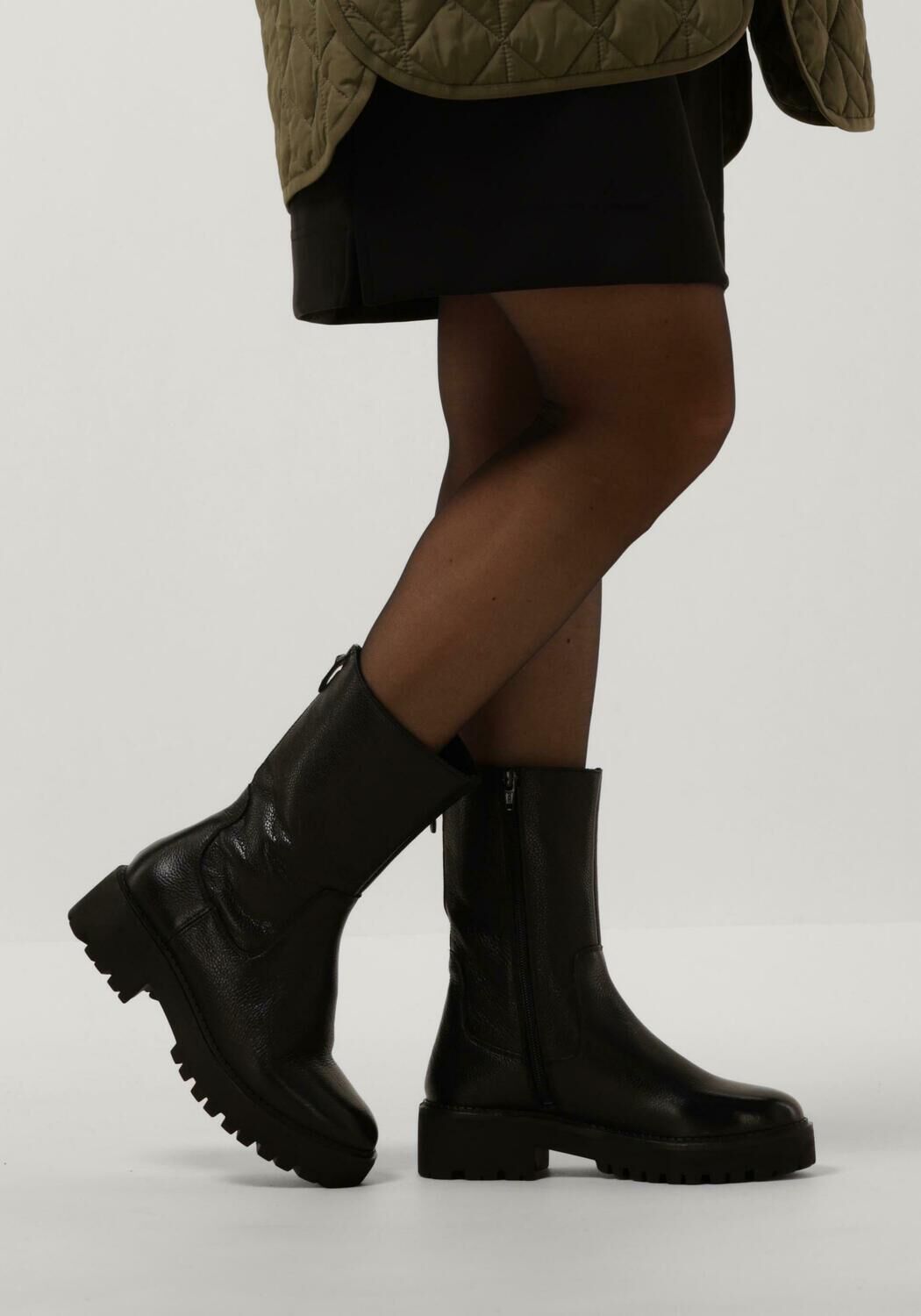 Schwarze OMODA Ankle Boots 13400 - large
