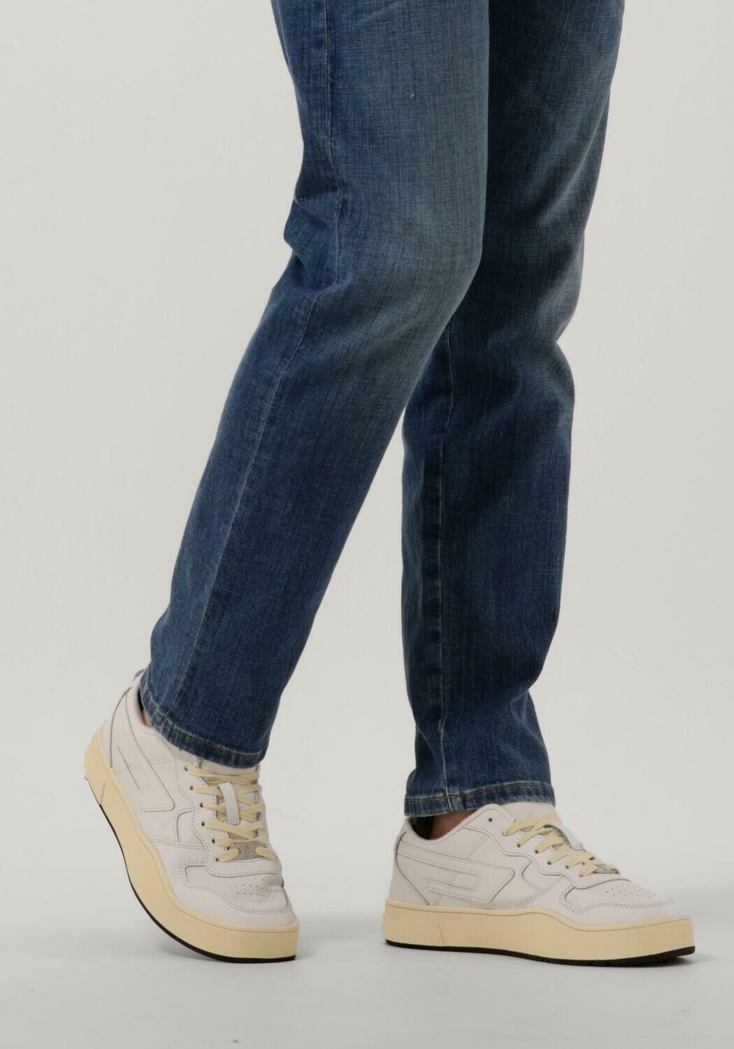 Wei&szlig;e DIESEL Sneaker Low S-UKIYO LOW - large