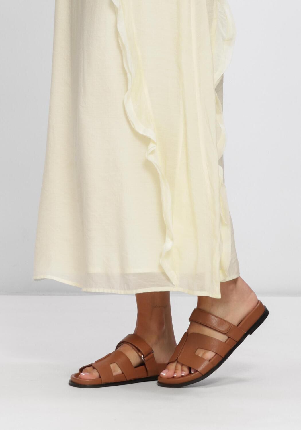 Cognacfarbene BIBI LOU Pantolette 525Z40VK - large
