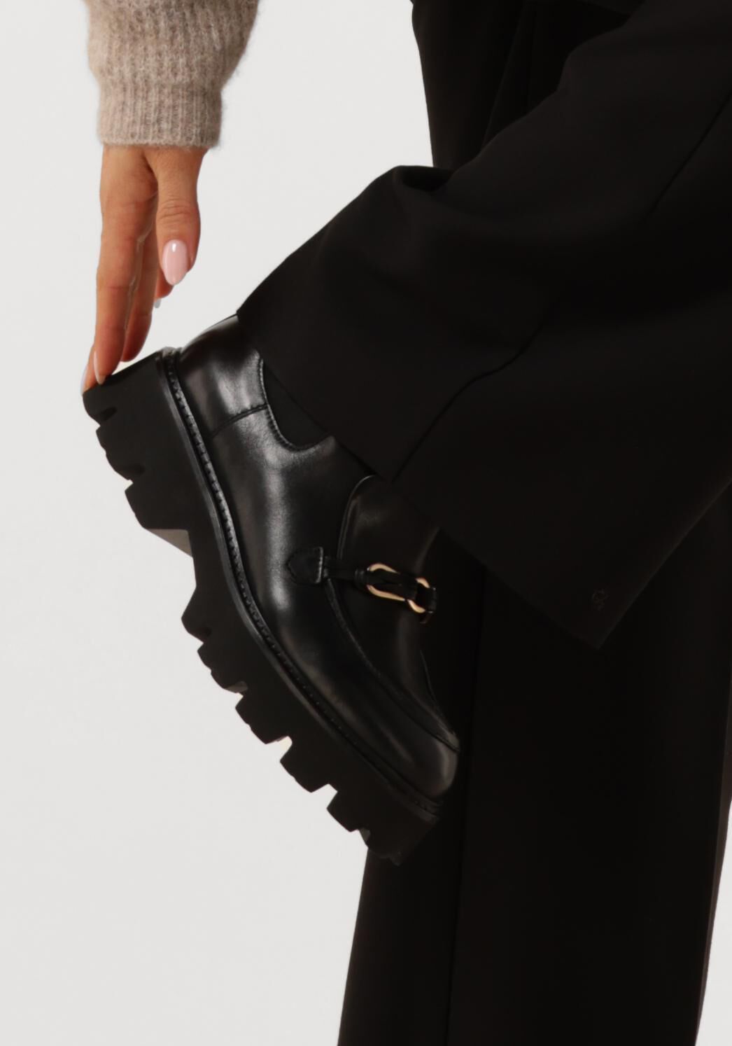 Schwarze FRED DE LA BRETONIERE Ankle Boots PALLY DALI - large